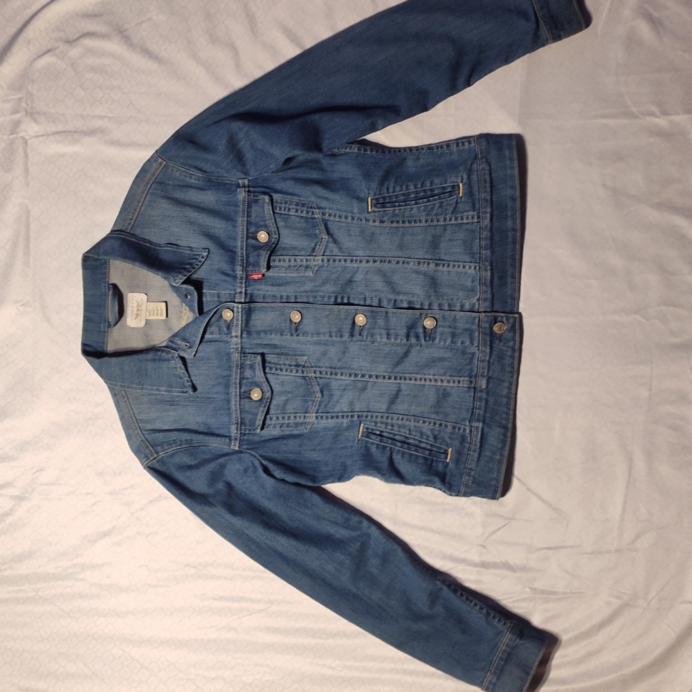 Levis Original Women’s Trucker Denim Jacket